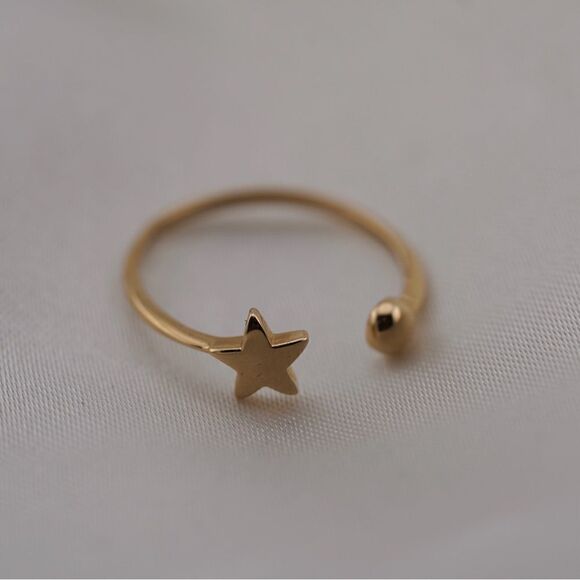 14k Solid Gold Star Ring | Birthday Gift | Everyday Jewelry | Minimal Jewelry | - Picture 3 of 6